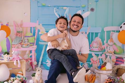 ensaio de páscoa, sessão de pascoa, fotos de páscoa, ensaio fotográfico de páscoa, pascoa 2020, fotógrafa de família, onde fazer fotos de pascoa, fotos de pascoa zona leste, daniele vidal fotografia, infantil, lembrança de pascoa, decoração de páscoa'