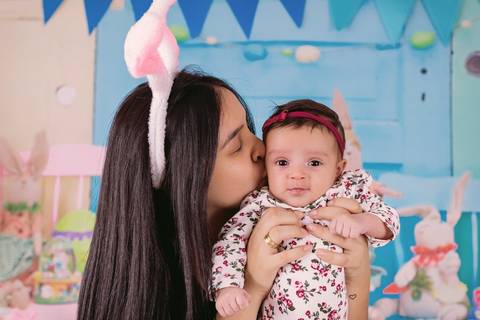 ensaio de páscoa, sessão de pascoa, fotos de páscoa, ensaio fotográfico de páscoa, pascoa 2020, fotógrafa de família, onde fazer fotos de pascoa, fotos de pascoa zona leste, daniele vidal fotografia, infantil, lembrança de pascoa, decoração de páscoa'