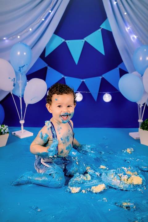 smash the cake, smash cake, cake smash, ensaio de um aninho, primeiro aninho, ensaio de aniversário, ensaio infantil, ensaio de bebê, fotografia infantil, acompanhamento mensal, festa infantil, daniele vidal fotografia, ensaio fotografico, bebê com o bolo'