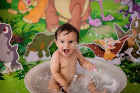 smash the cake, smash cake, cake smash, ensaio de um aninho, primeiro aninho, ensaio de aniversário, ensaio infantil, ensaio de bebê, fotografia infantil, acompanhamento mensal, festa infantil, daniele vidal fotografia, ensaio fotografico, bebê com o bolo'