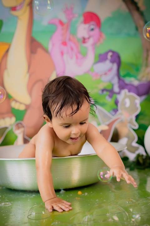 smash the cake, smash cake, cake smash, ensaio de um aninho, primeiro aninho, ensaio de aniversário, ensaio infantil, ensaio de bebê, fotografia infantil, acompanhamento mensal, festa infantil, daniele vidal fotografia, ensaio fotografico, bebê com o bolo'