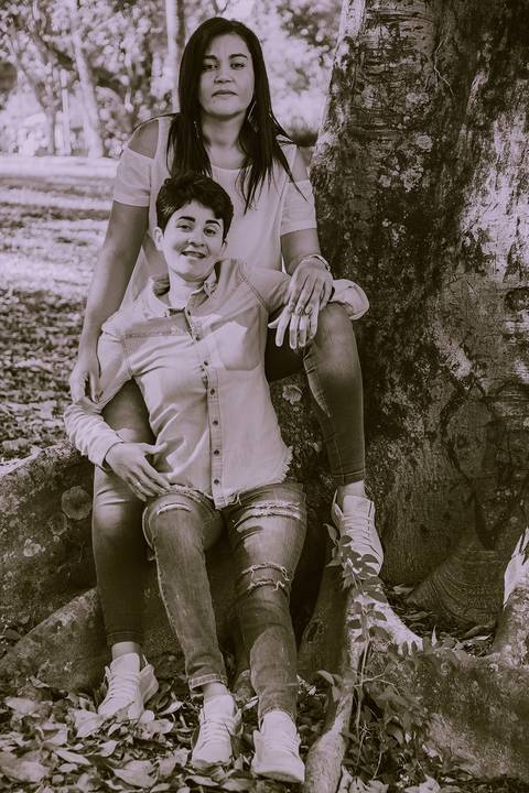 Ensaio fotográfico. Ensaio casal. Ensaio casal gay. Ensaio masculino. Ensaio lgbt. LGBT. Ensaio homossexual. Ensaio romântico. Ensaio externo. Book fotográfico. LGBTQI+. Daniele Vidal Fotografia. Casamento. Noivado. Namoro. Pré wedding. Pré casamento.'