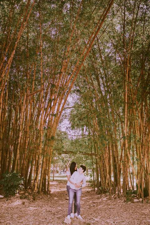 Ensaio fotográfico. Ensaio casal. Ensaio casal gay. Ensaio masculino. Ensaio lgbt. LGBT. Ensaio homossexual. Ensaio romântico. Ensaio externo. Book fotográfico. LGBTQI+. Daniele Vidal Fotografia. Casamento. Noivado. Namoro. Pré wedding. Pré casamento.'