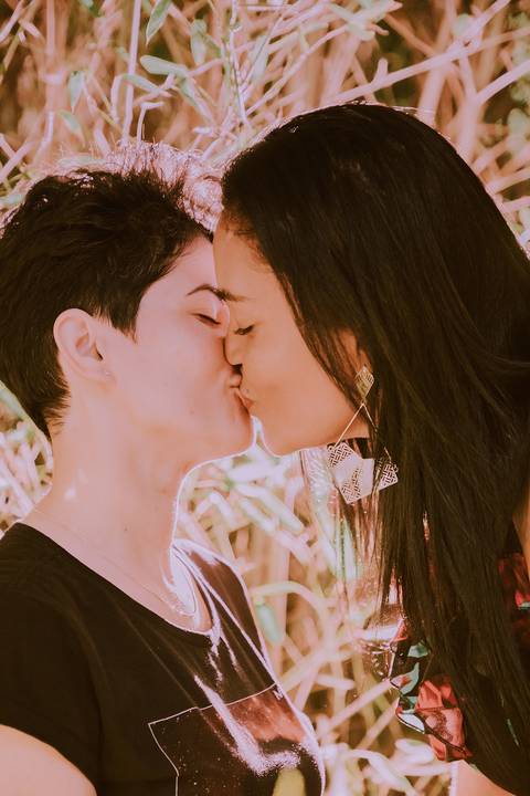 Ensaio fotográfico. Ensaio casal. Ensaio casal gay. Ensaio masculino. Ensaio lgbt. LGBT. Ensaio homossexual. Ensaio romântico. Ensaio externo. Book fotográfico. LGBTQI+. Daniele Vidal Fotografia. Casamento. Noivado. Namoro. Pré wedding. Pré casamento.'