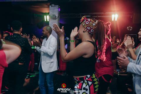Daniele Vidal Fotografia, festa de casamento, dança dos famosos, spaço 3D, Zouk, dança de salão, fotos de zouk, fotos de balada, fotos de dança de salão, fotógrafa de festa, fotógrafa de dança, baila mundo, zouk planta, zouk black, lambada, fotos de dança'