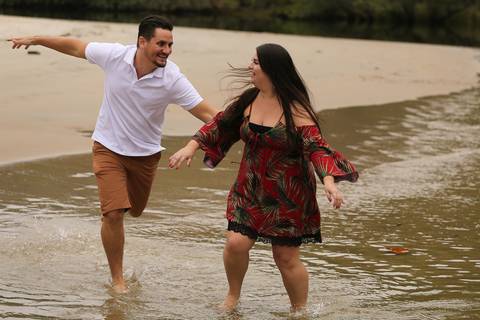 ensaio-pré-casamento-barra-do-una-ensaio pré-casamento-paula-e-felipe-ensaio-pré-casamento-praia-litoral-de-são-paulo'