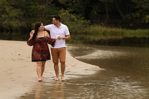 ensaio-pré-casamento-barra-do-una-ensaio pré-casamento-paula-e-felipe-ensaio-pré-casamento-praia-litoral-de-são-paulo'