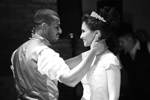 DANÇA DO CASAL MARLLON E THALITA NO DIA DO SEU CASAMENTO NO SALÃO ATMOPSHERA NO GUARUJÁ'