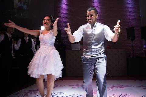 DANÇA DO CASAL MARLLON E THALITA NO DIA DO SEU CASAMENTO NO SALÃO ATMOPSHERA NO GUARUJÁ'