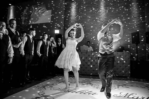 DANÇA DO CASAL MARLLON E THALITA NO DIA DO SEU CASAMENTO NO SALÃO ATMOPSHERA NO GUARUJÁ'