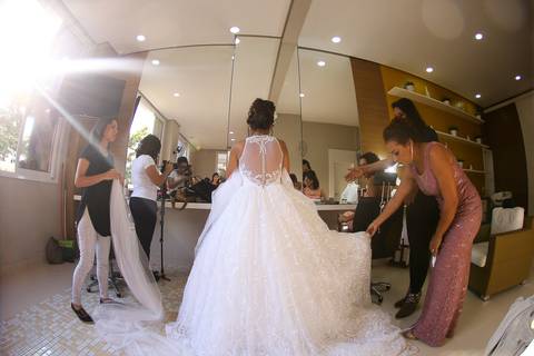 making of da noiva karen no dia do seu casamento de dia no golf clube  guaruja'