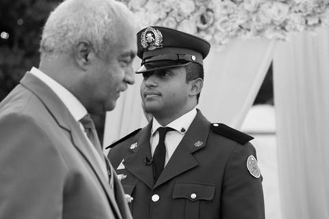 entrada do noivo andré no seu casamento no golf clube guaruja'