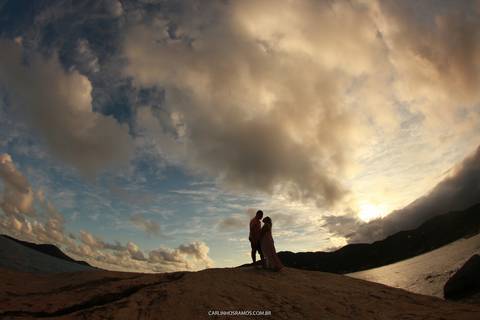 ensaio-pré-wedding-praia-das-conchas-guarujá'