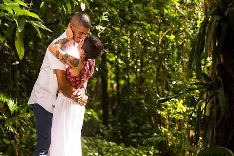 ensaio-pre-casamento-na-praia-das-conchas-em-guarujá-do-casal-duda-e-felipe
'