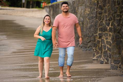 ensaio-pré-casamento-na-praia-das-conchas-no-guarujá-da-amanda-e-caio'