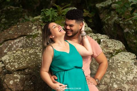 ensaio-pré-casamento-na-praia-das-conchas-no-guarujá-da-amanda-e-caio'