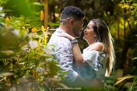 ensaio-pré-casamento-na-praia-das-conchas-no-guarujá-da-amanda-e-caio'