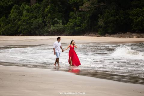 ensaio-pré-casamento-na-praia-das-conchas-da-vanessa-e-elton'