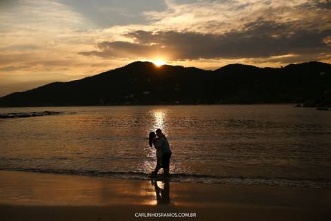 ensaio-pre-casamento-na-praia-das-conchas - ensaio pre casamento na praia ensaio pre casamento no guaruja'
