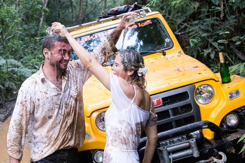 Um brinde ao estilo dos noivos'