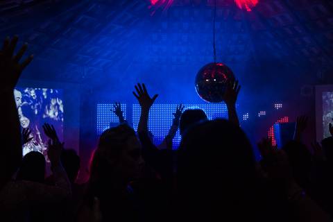 Balada rolando na festa de casamento'