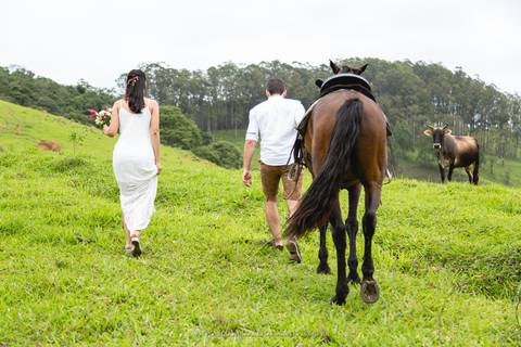 Pré Wedding em Pinhalzinho em meio a natureza com Mario Nakase Fotografia'