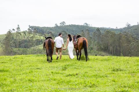 Pré Wedding em Pinhalzinho em meio a natureza com Mario Nakase Fotografia'