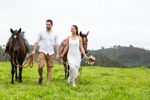 Pré Wedding em Pinhalzinho em meio a natureza com Mario Nakase Fotografia'
