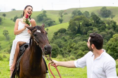 Pré Wedding em Pinhalzinho em meio a natureza com Mario Nakase Fotografia'