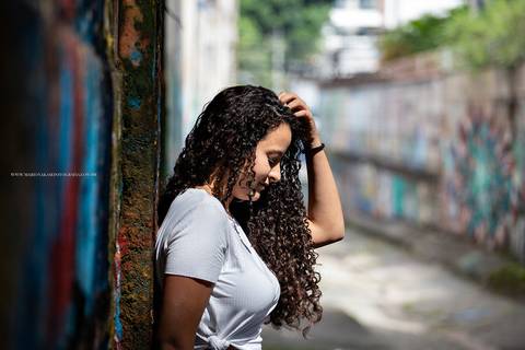 #marionakasefotografia #fotoearte #fotografia #ensaio #ensaiofotografico #becodobatman #street #cores #sp'