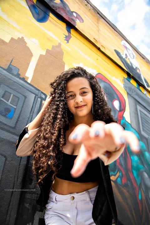 #marionakasefotografia #fotoearte #fotografia #ensaio #ensaiofotografico #becodobatman #street #cores #sp'