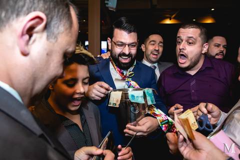 #marionakasefotografia #fotoearte #miniwedding #wedding #casamento #minicasamento #cocobambu #sp #mogidascruzes #noivos #noiva #bride #vestidodenoiva #fotodecasamento #fotografia #photography #fotografo'