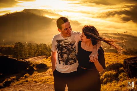 Ensaio de Pré Casamento em Mairiporã e Jardim Botânico em SP
#marionakasefotografia #fotografia #fotografo #precasamento #prewedding #fotoearte #nascerdosol #mairiporã #picodoolhodagua #jardimbotanico #sp #noivos #inspiration #amor #mogidascruzes'