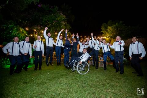 #marionakasefotografia #marionakase #nakase #fotografodecasamento #fotodecasamento #ideias #fotografo #wedding #noivos #inspirationphotographers #inspiration #alboom #voucasar #noiva Casamento no espaço Senzala em Salesópolis. Fotografia por Mario Nakase'