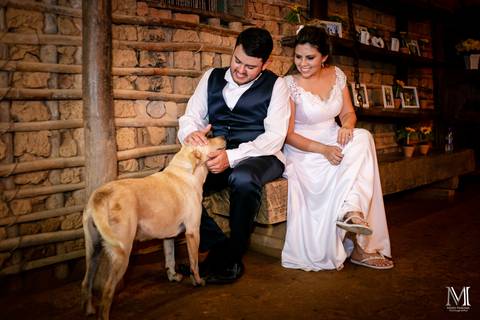 #marionakasefotografia #marionakase #nakase #fotografodecasamento #fotodecasamento #ideias #fotografo #wedding #noivos #inspirationphotographers #inspiration #alboom #voucasar #noiva Casamento no espaço Senzala em Salesópolis. Fotografia por Mario Nakase'