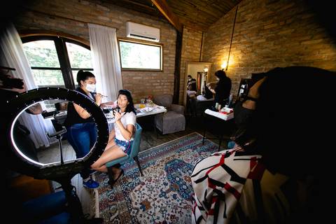 Foto por Mario Nakase, Casamento de Rita e Luidi, Casarão La Villa, Mogi das Cruzes, COVID 19, adienaocancele, making of da Noiva'