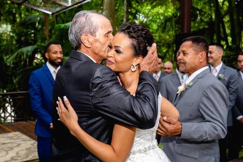 Casamento de Fernanda e Rodrigo em Mogi das Cruzes na Casa Giardino fotografado por Mario Nakase '