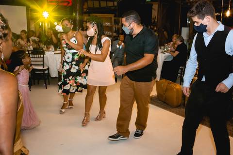 Casamento de Fernanda e Rodrigo em Mogi das Cruzes na Casa Giardino fotografado por Mario Nakase '