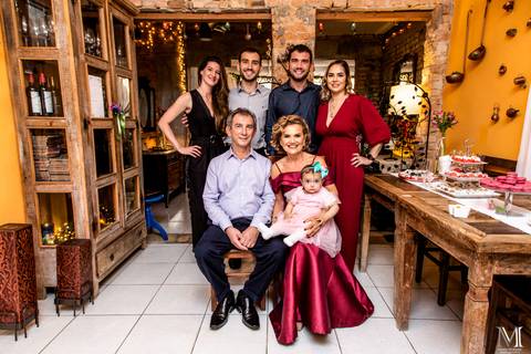 Ensaio Fotográfico de Bodas de Rubi feito no restaurante O Bistro em Mogi das Cruzes feitas por Mario Nakase Fotografia'
