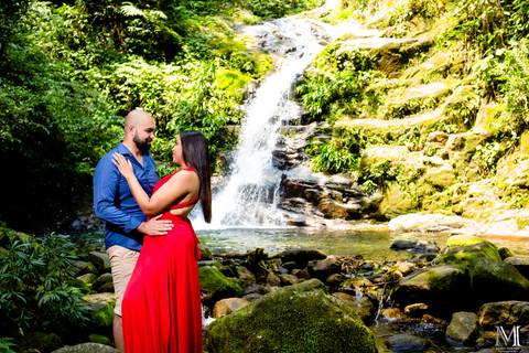 Fotografia de Pré Casamento em Cachoeira feita por Mario Nakase Fotografia'