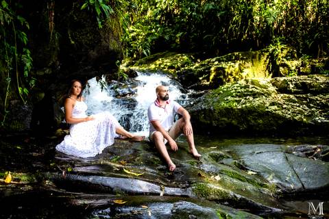 Fotografia de Pré Casamento em Cachoeira feita por Mario Nakase Fotografia'