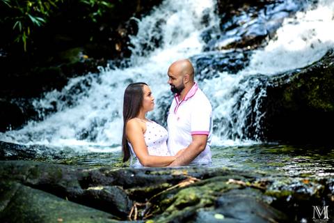 Fotografia de Pré Casamento em Cachoeira feita por Mario Nakase Fotografia'