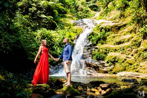 Fotografia de Pré Casamento em Cachoeira feita por Mario Nakase Fotografia'