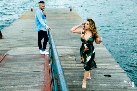 Ensaio de Pré Wedding/Casamento em Ilha Bela SP com a noiva e noivo fotografado por Mario Nakase'