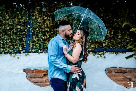 Ensaio de Pré Wedding/Casamento em Ilha Bela SP com a noiva e noivo fotografado por Mario Nakase'