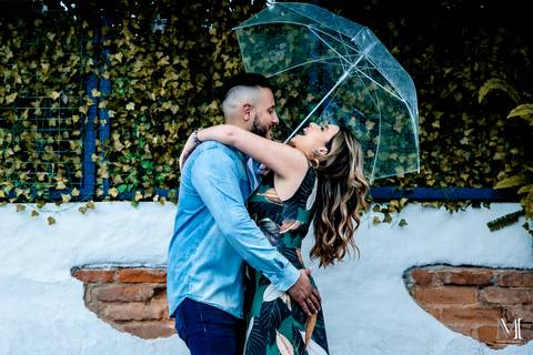 Ensaio de Pré Wedding/Casamento em Ilha Bela SP com a noiva e noivo fotografado por Mario Nakase'