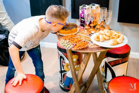 Casamento no Ravena Garden em Mairiporã com a noiva e noivo em grande estilo. Fotografado pelo fotógrafo Mario Nakase'