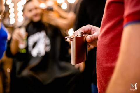 Casamento no Ravena Garden em Mairiporã com a noiva e noivo em grande estilo. Fotografado pelo fotógrafo Mario Nakase'