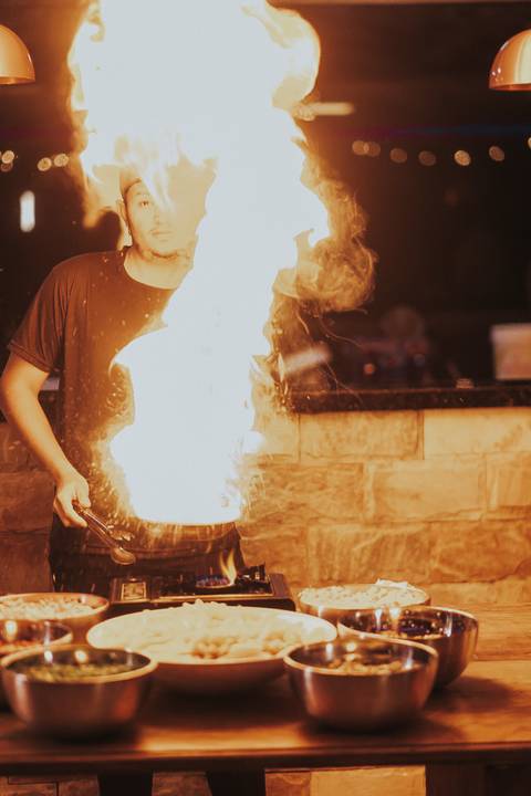 FOTOS NOIVA CANTANDO NO CASAMENTO '