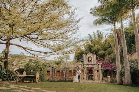 FOTOS ENSAIO PRE WEDDING FAZENDA QUINZEIRO - MOEDA/MG'